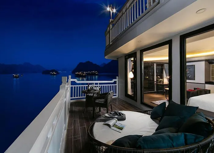 Madeline Cruises 5* Hạ Long